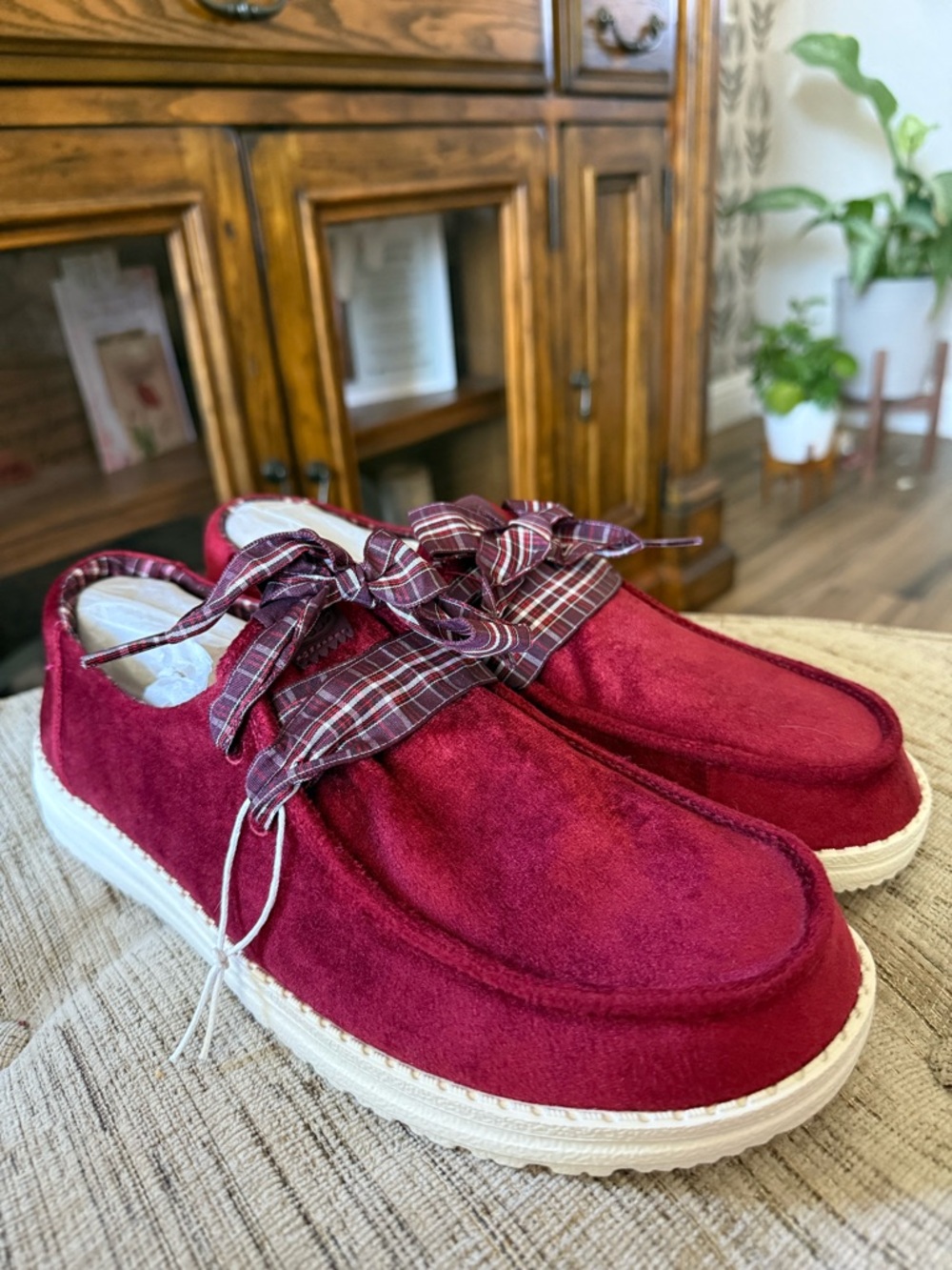 Hey Dude Women's size 11 red velvet Flats with Plaid Laces